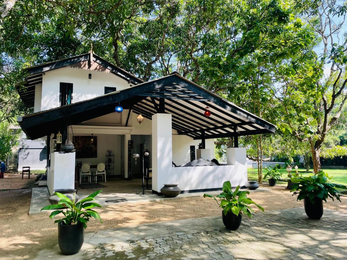 Hotel Sigiriya Kele Esterno foto